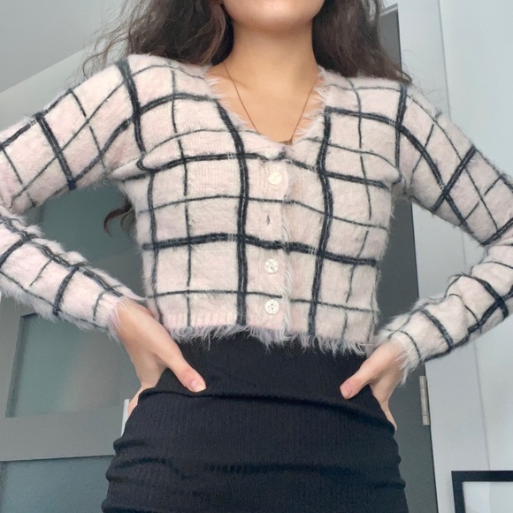 UO Fuzzy Cardigan - Picture 3 of 3